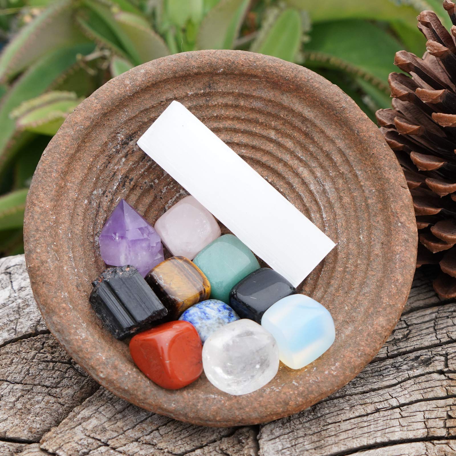 MIMOSA clear-quartz-tumble promotes clarity and bright displays.
