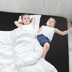MINPWNP grounding bed mat close-up PU leather texture for breathable comfort.