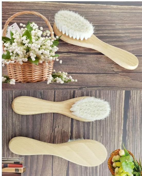Molylove gift-ready set packaging featuring two-piece baby brush kit