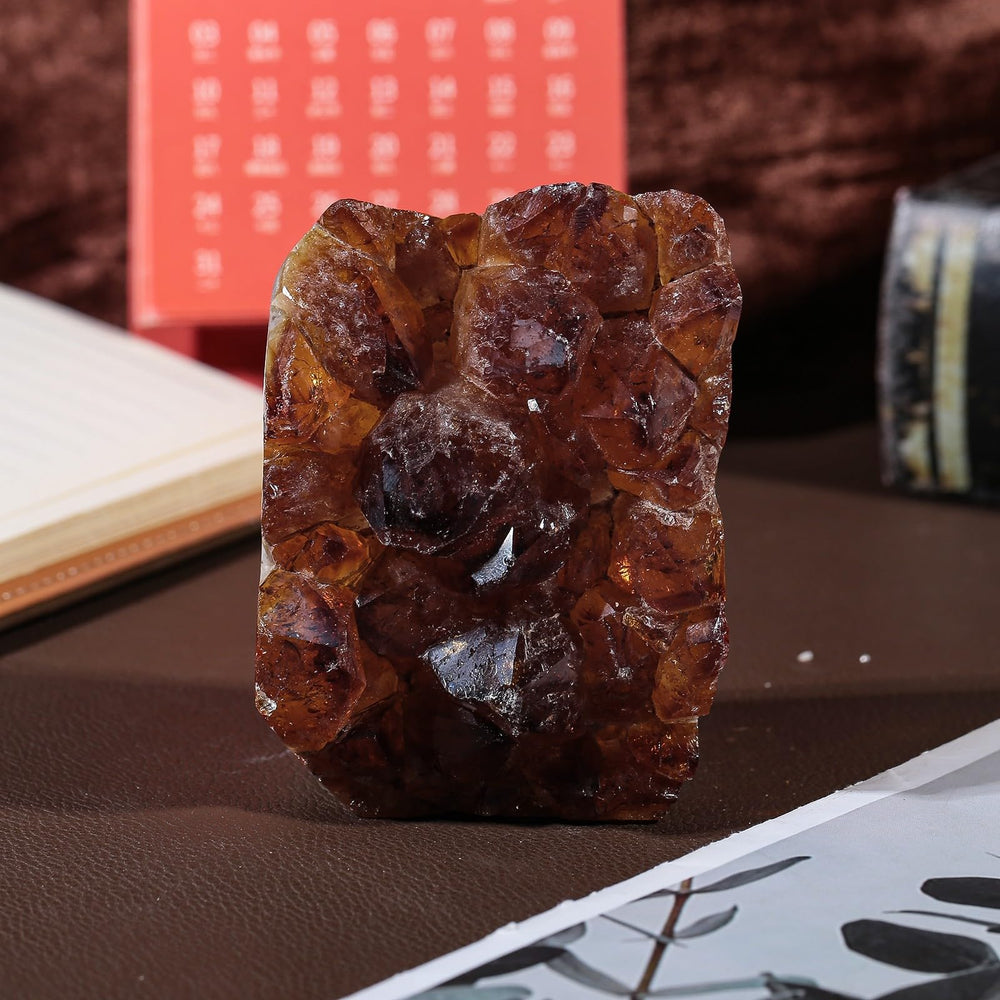 mookaitedecor flat-base geode provides stable display on desks