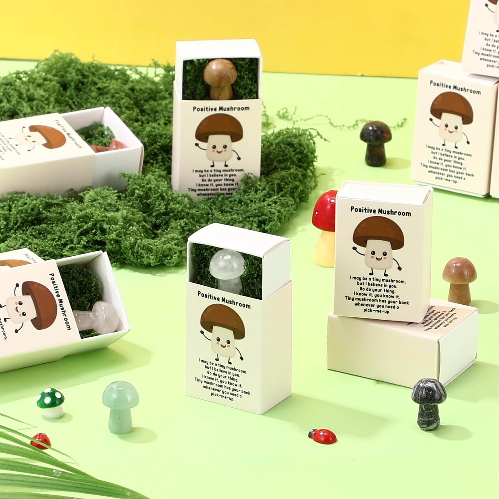 Motipuns green artificial moss accents for decorative displays