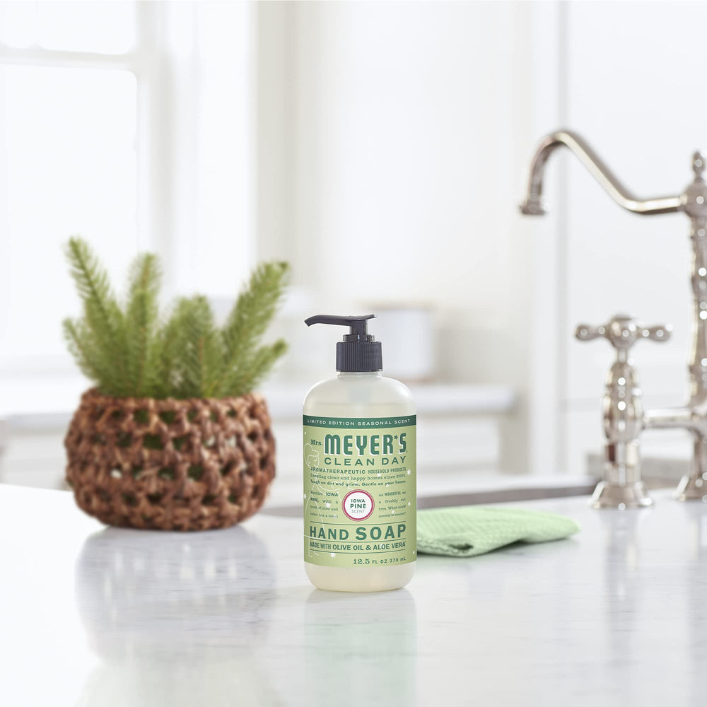 Limited edition Iowa Pine packaging emphasizes seasonal décor