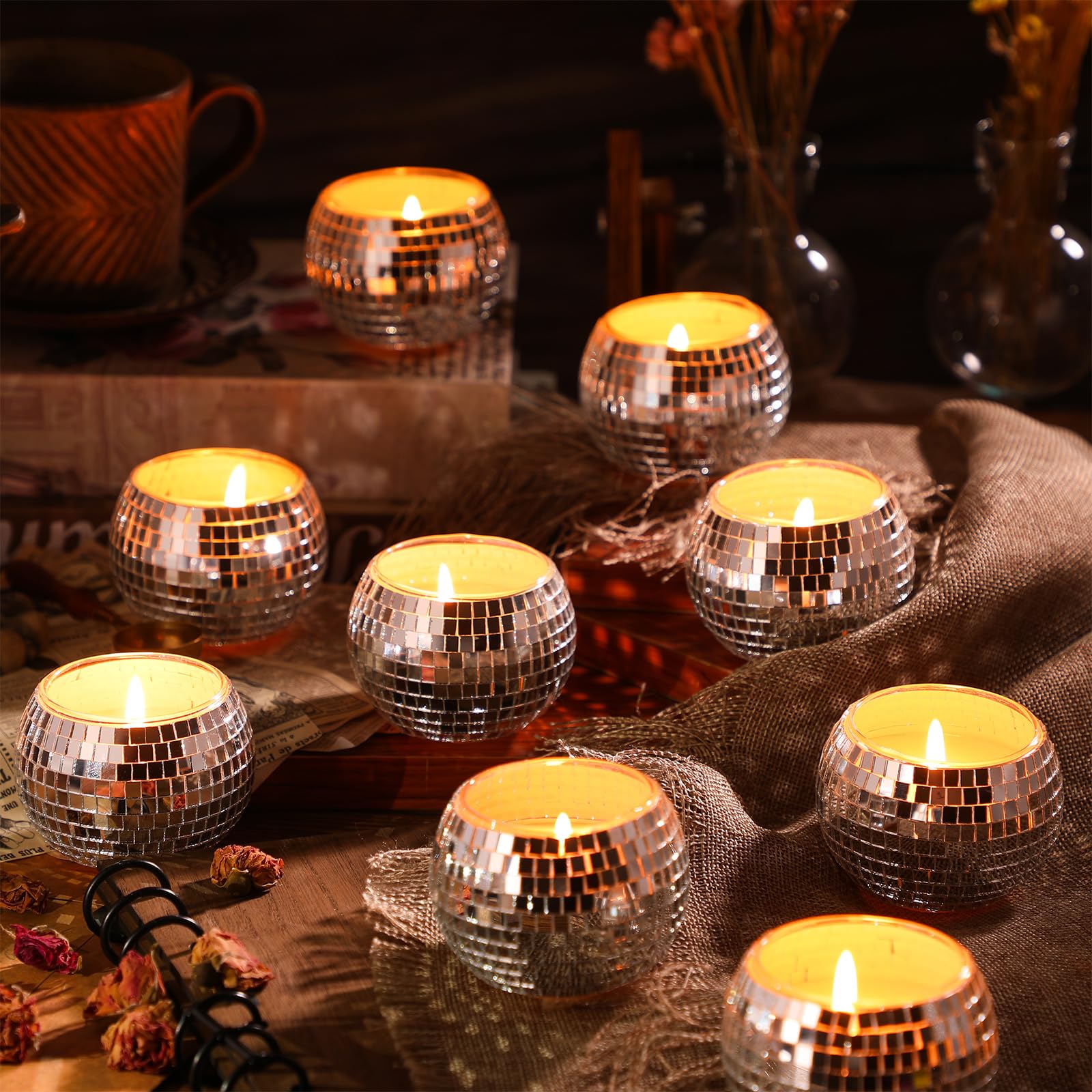 MTLEE disco ball candle mirror silver enhances venues with sparkling light and fragrance.