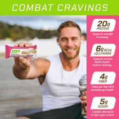 MusclePharm Combat Ready Bar texture close-up reveals chewy, crispy bite.