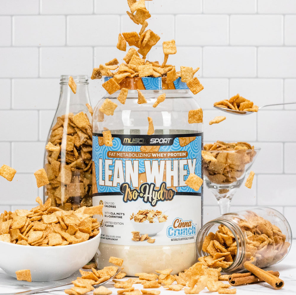 Musclesport Lean Whey Revolution shaker demonstrates easy mixing with water or milk.