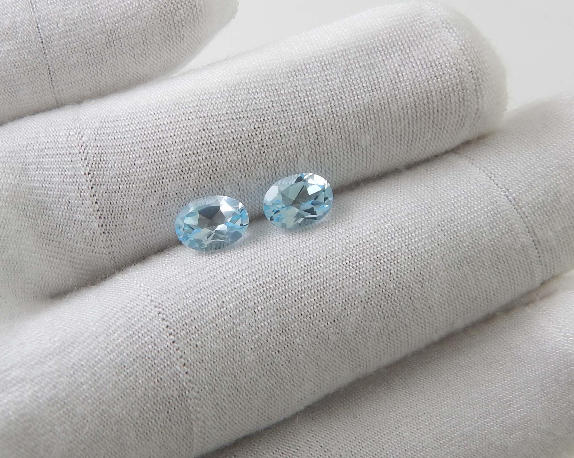 Myhealingworld blue topaz box 3 two stones ready for setting