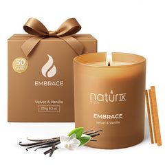 Natur IX Embrace Velvet Vanilla candle jar creates cozy evenings
