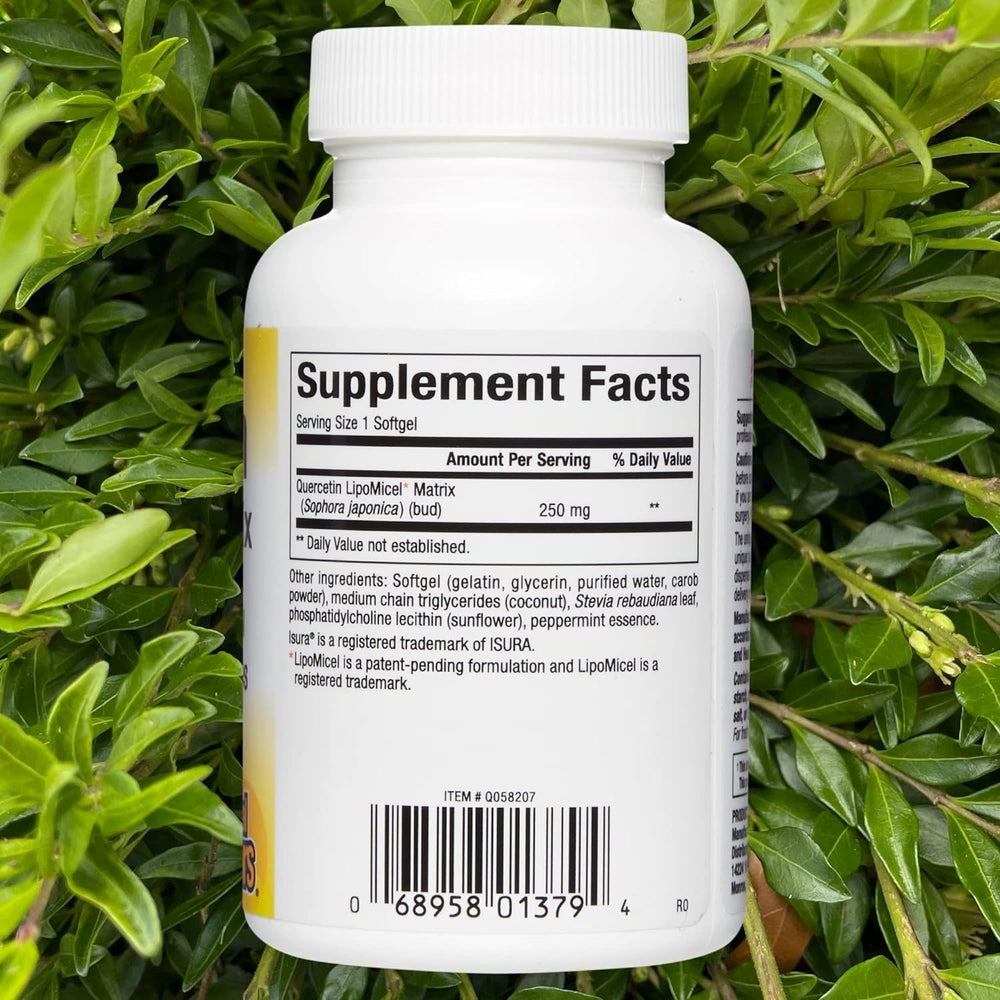 Natural Factors Quercetin Lipomicel Matrix softgels ready for daily use.