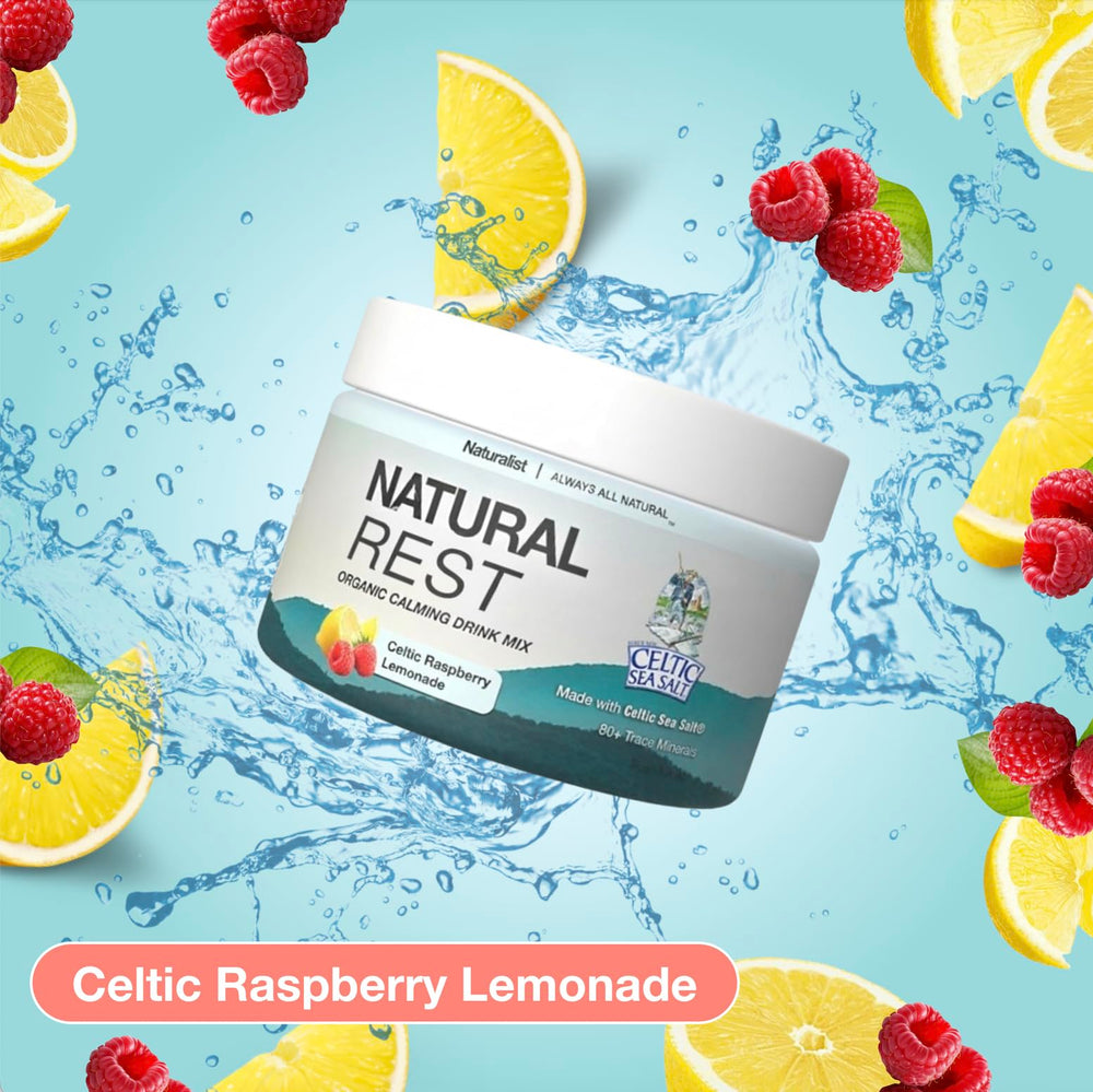 Naturalist Raspberry Lemon scoop demonstrates easy mixing and flavor release.