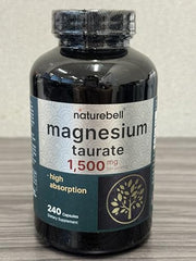 NatureBell Magnesium Taurate capsules pour illustrates easy dosing for routine use.