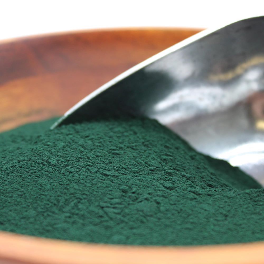 Naturejam organic spirulina powder bottle showing purity and freshness