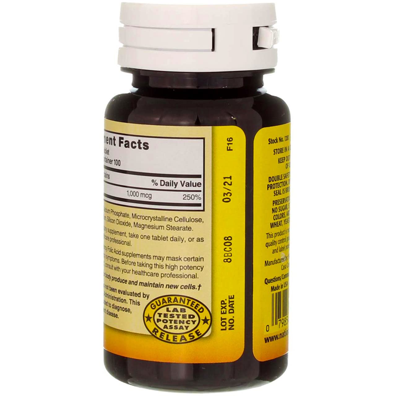 Nature's Blend Folic Acid 100-count bottle on a clean surface for daily use