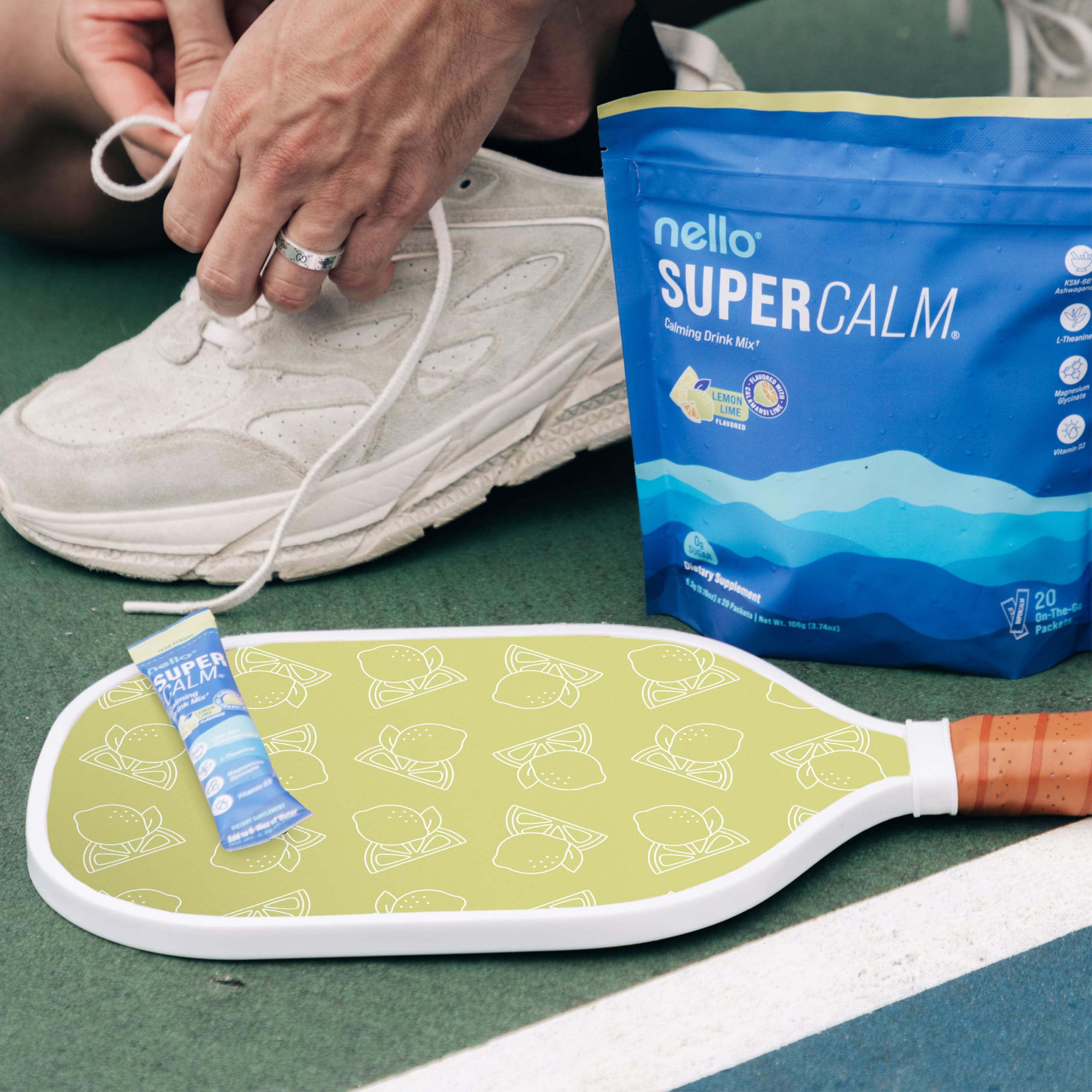 Dissolving Nello SuperCalm in water for refreshing flavor.