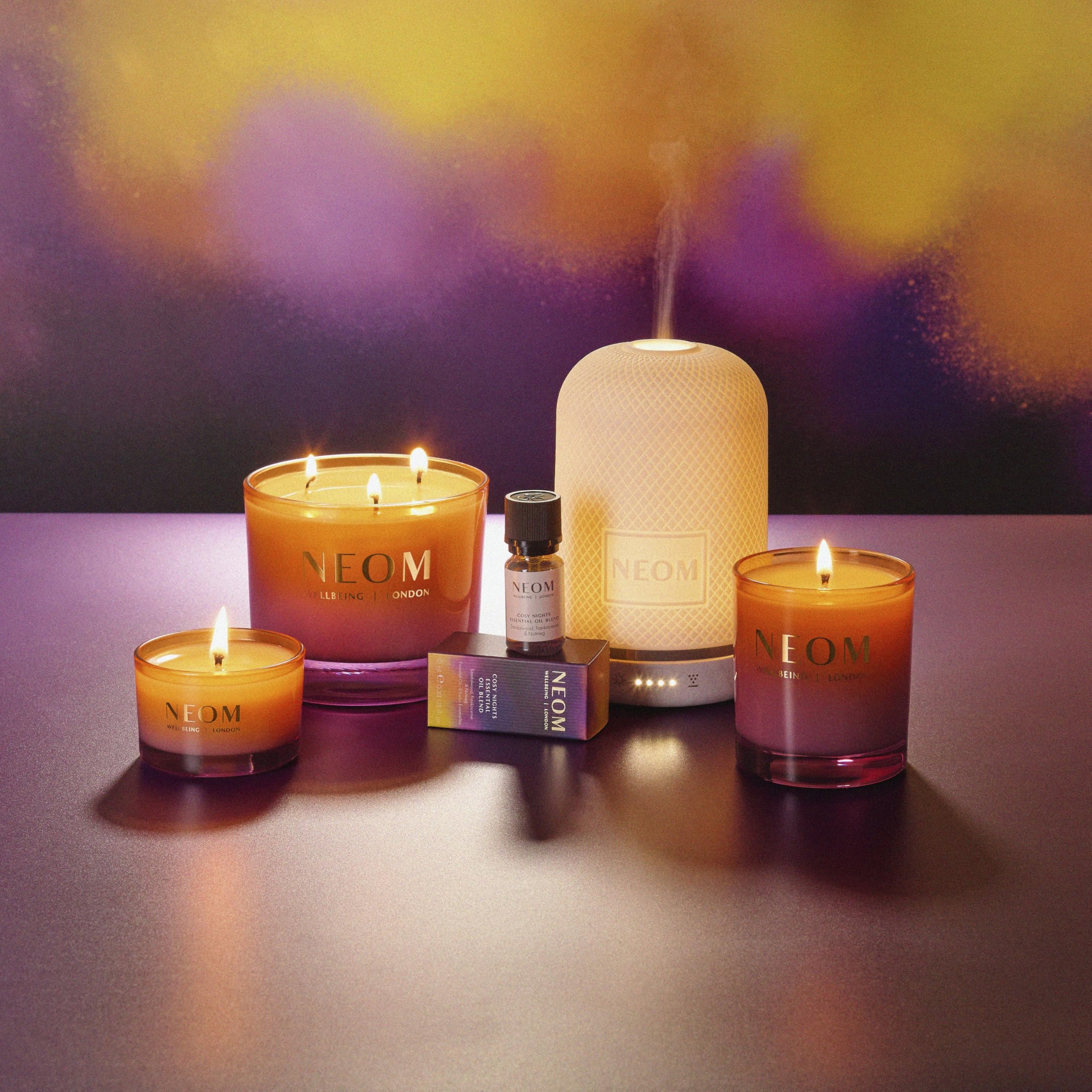 Neom Cosy Nights Travel Candle natural wax close-up emphasizes purity.