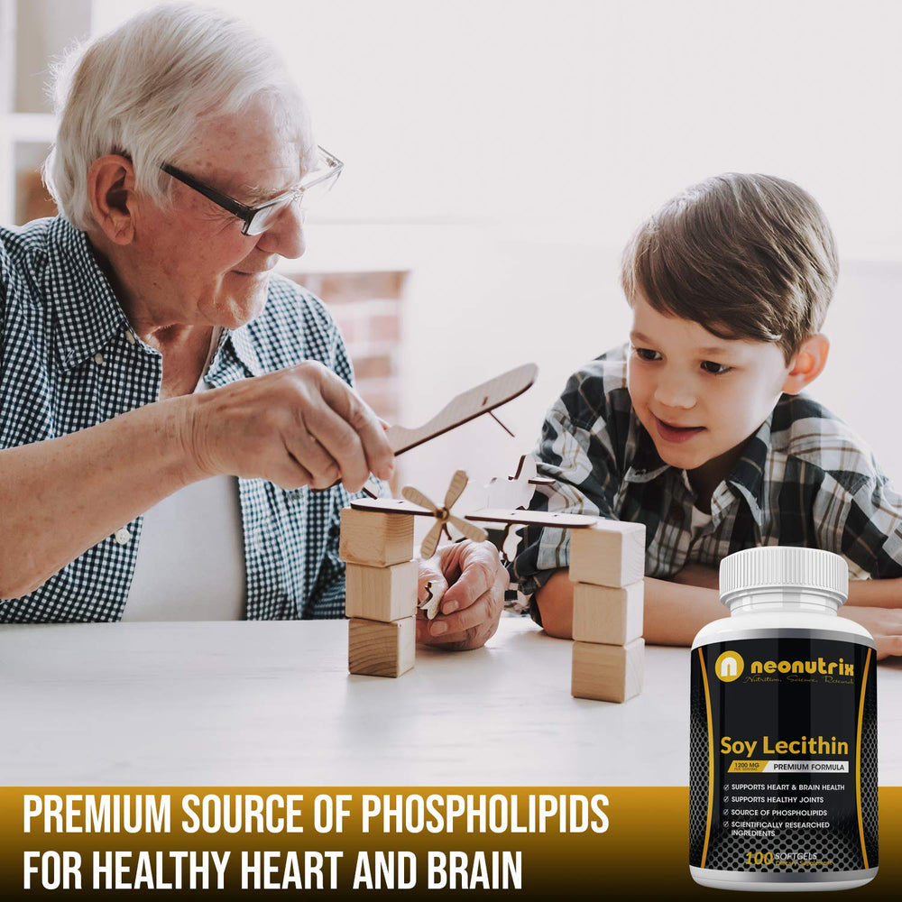 Neonutrix soy lecithin softgels close-up, easy-to-swallow capsules.
