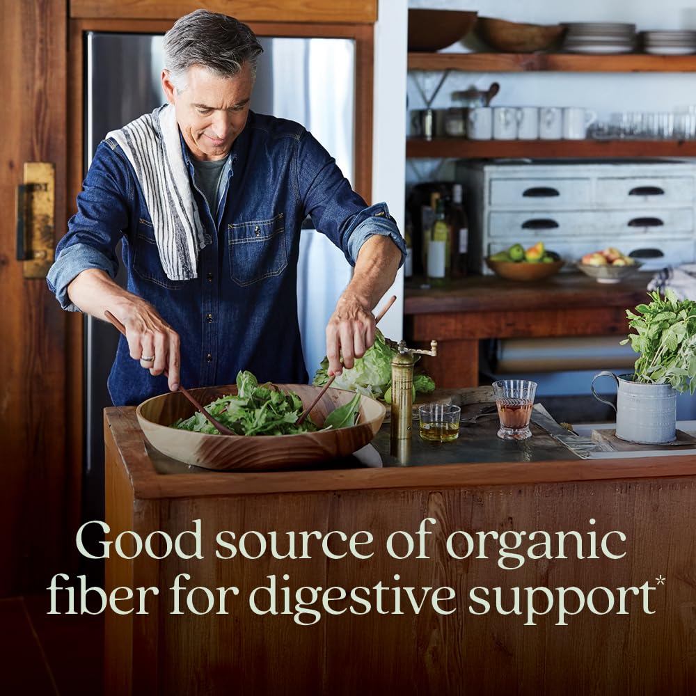 New Chapter All-Flora bottle pour demonstrates easy daily fiber intake.