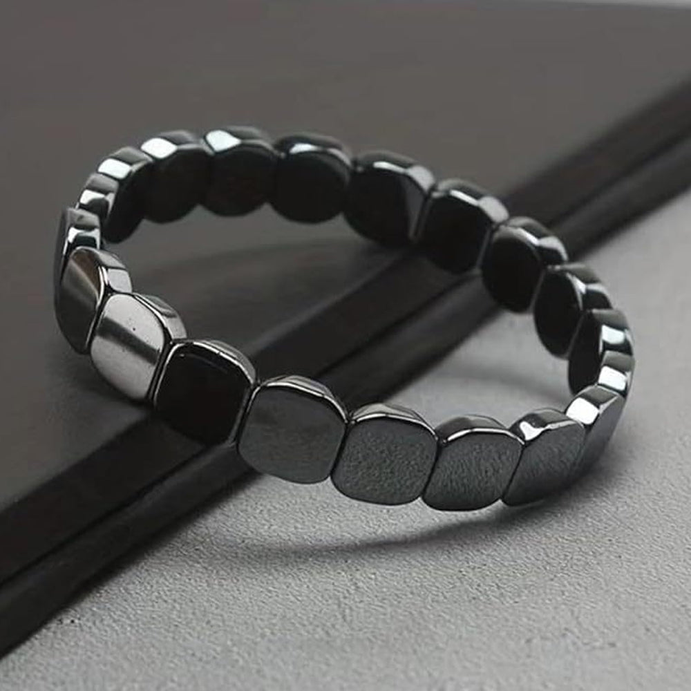 NORLSO accessory pairs well with smart casual outfits and daily routines.