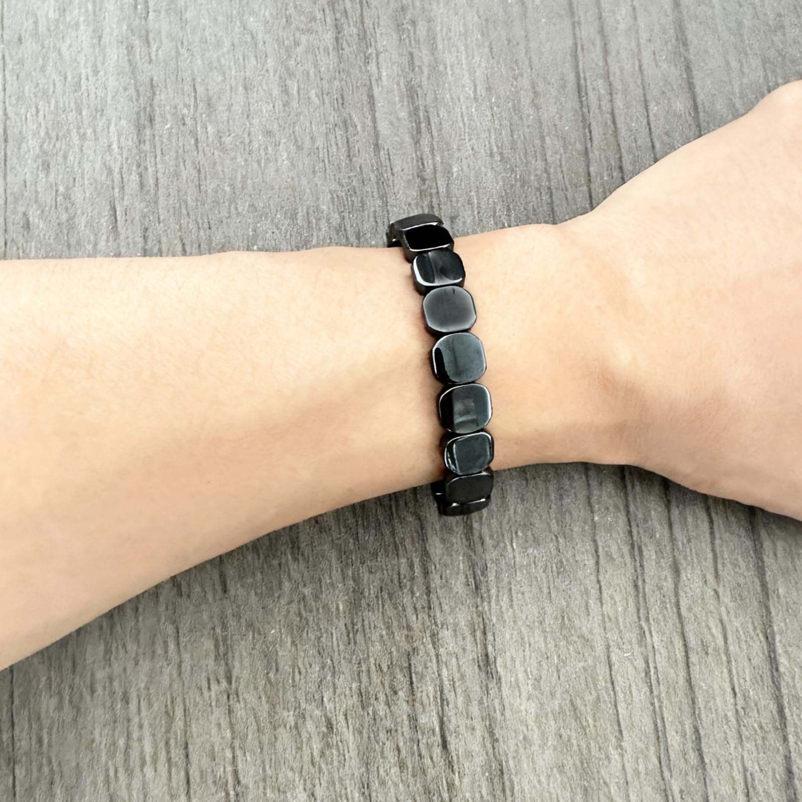 NORLSO stretch bracelet design demonstrates easy fit and skin-friendly alloy for comfortable use.