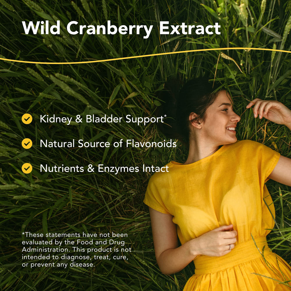 CranFlush label close-up showing non-GMO and natural ingredients for daily wellness.