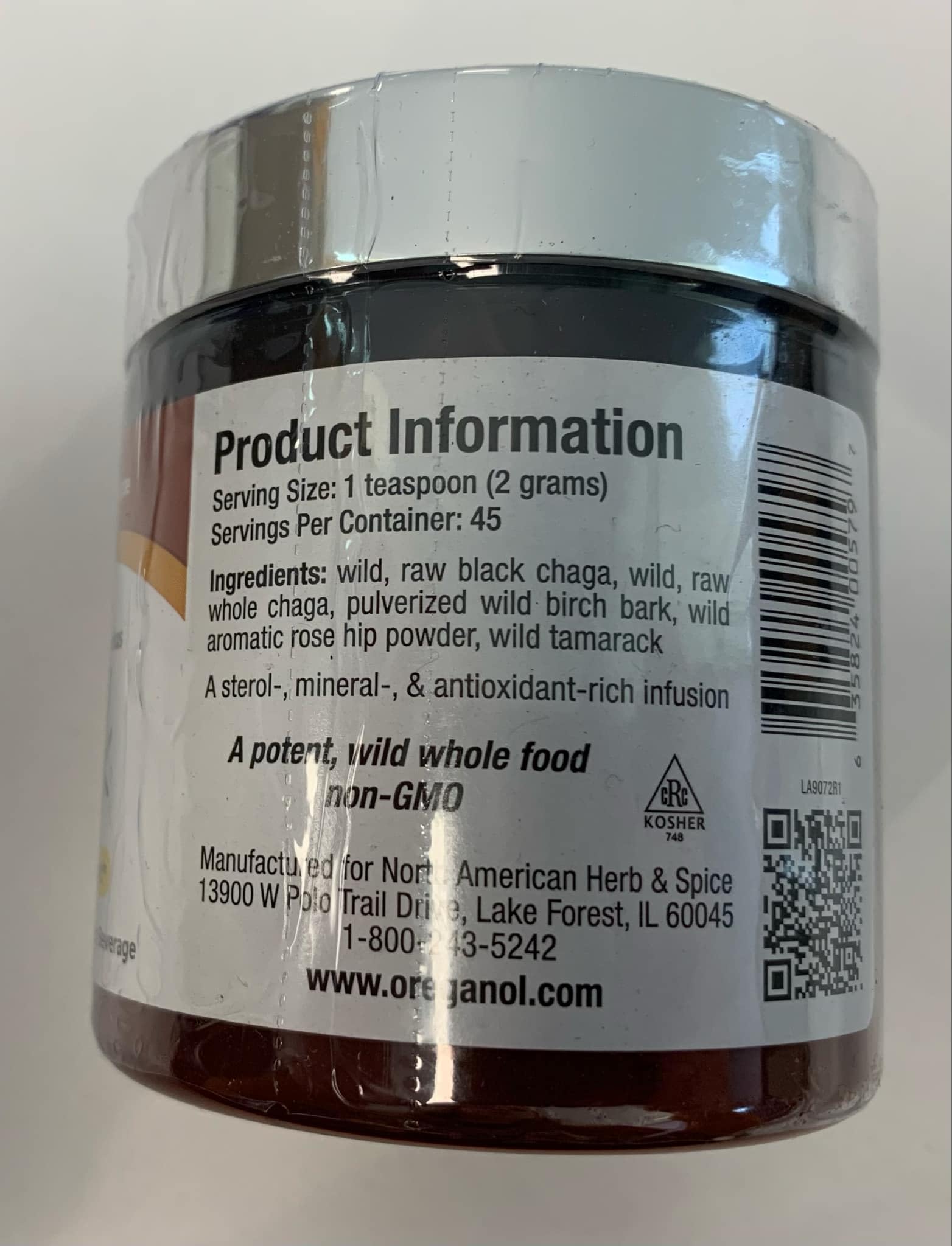 Wild chaga powder closeup emphasizes antioxidant-rich, whole-food sourcing.