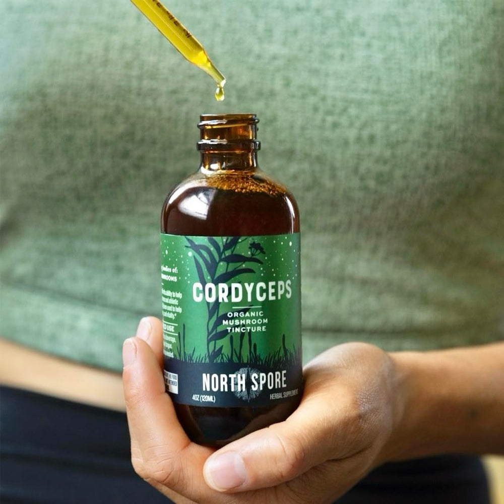 Cordyceps tincture added to coffee for natural energy
