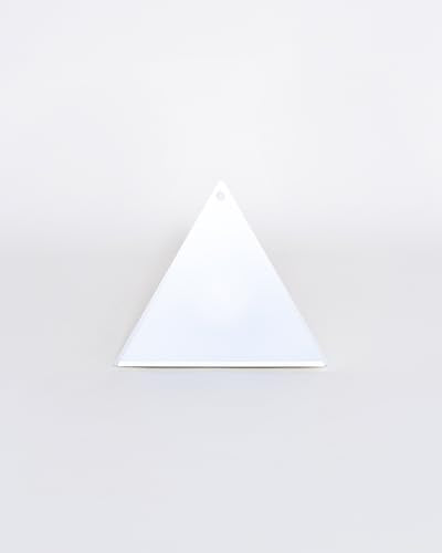 Luxor Mini pyramid design saves space on modern desks