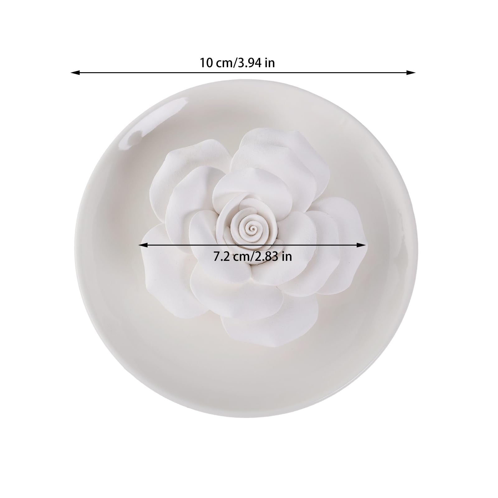 NovaPuff ceramic diffuser designed for small spaces like desks or bathrooms