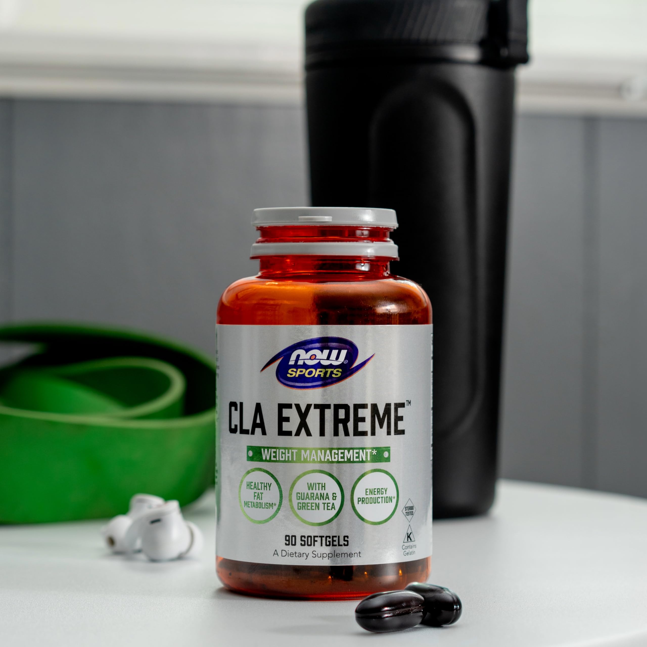 NOW Foods CLA Extreme US-made packaging highlighting family-owned brand since 1968.