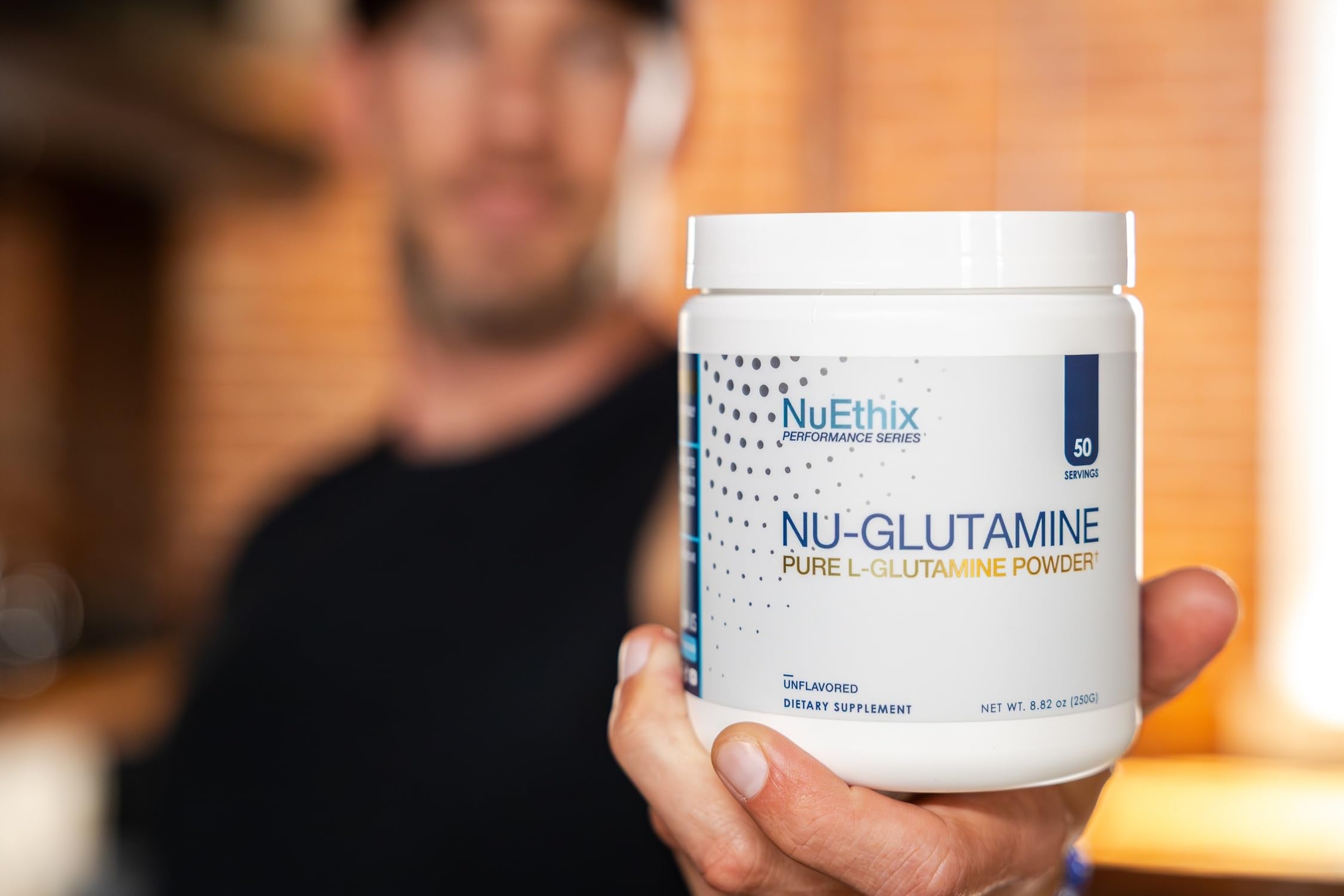 Gym bench scene featuring Nu-Glutamine for recovery after sessions.