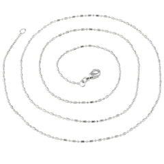 Nupuyai 58 cm stainless steel chain for comfortable wear