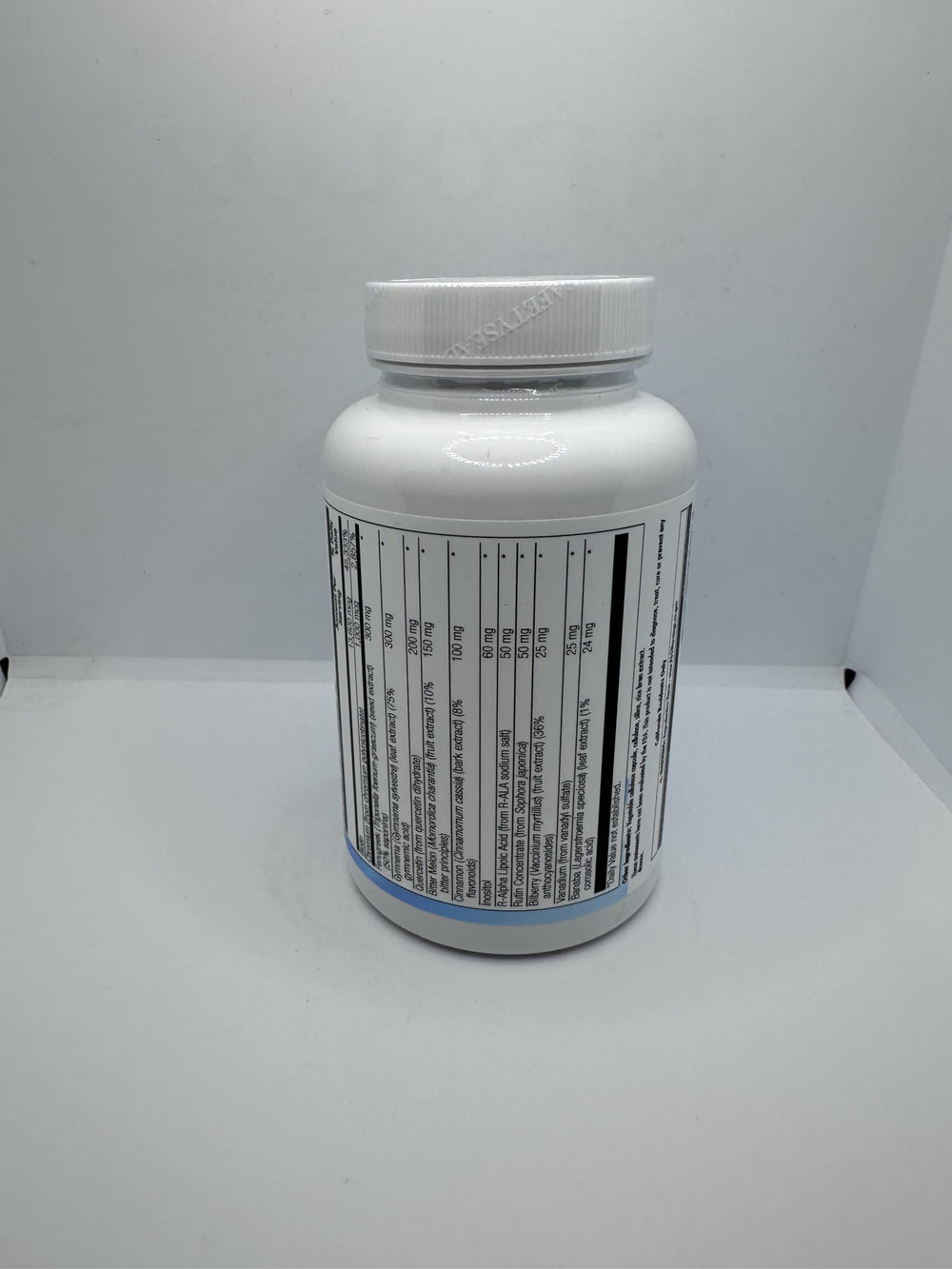 Nutra Biogenesis Diabetone Plus gymnema imagery emphasizing herbal balance