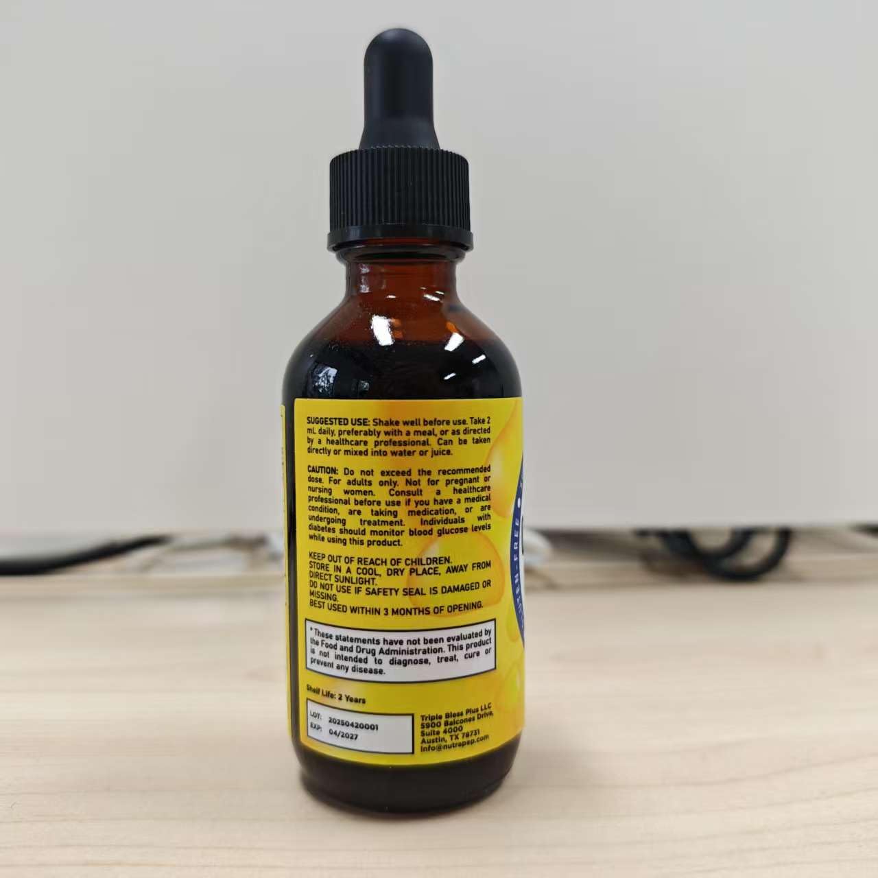 Packaging box and bottle display for NutraPep Cortisol Drops.