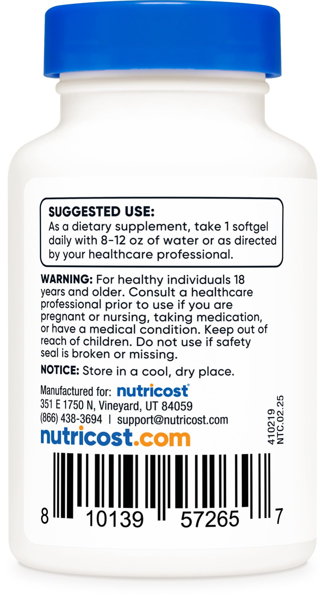 Nutricost Chlorophyll softgels in hand demonstrate convenient one-per-day dose.