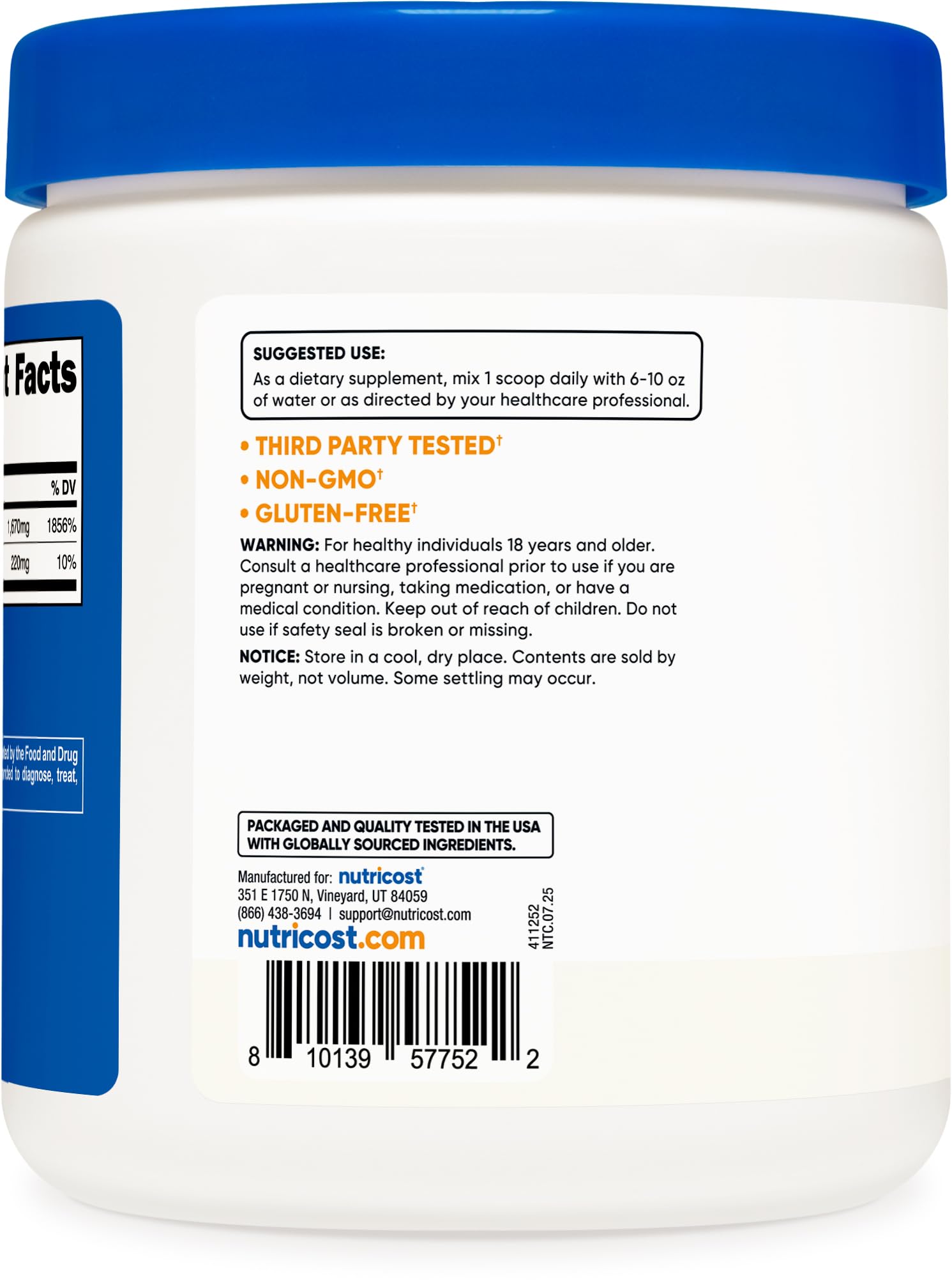 Nutricost sodium ascorbate dissolving in water for quick mixing.