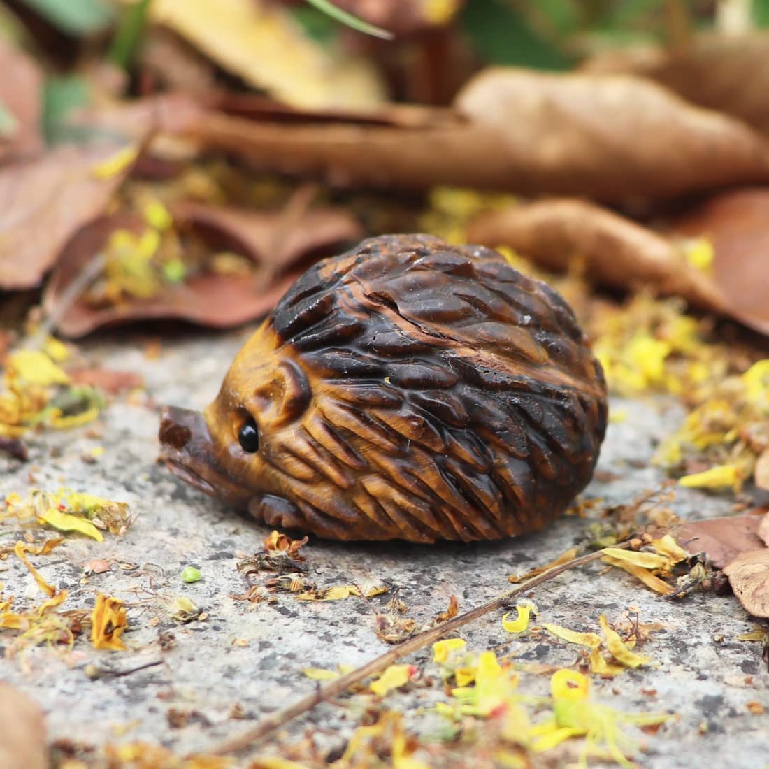 NUZUJX natural gemstone hedgehog decor brightens a shelf with subtle shimmer