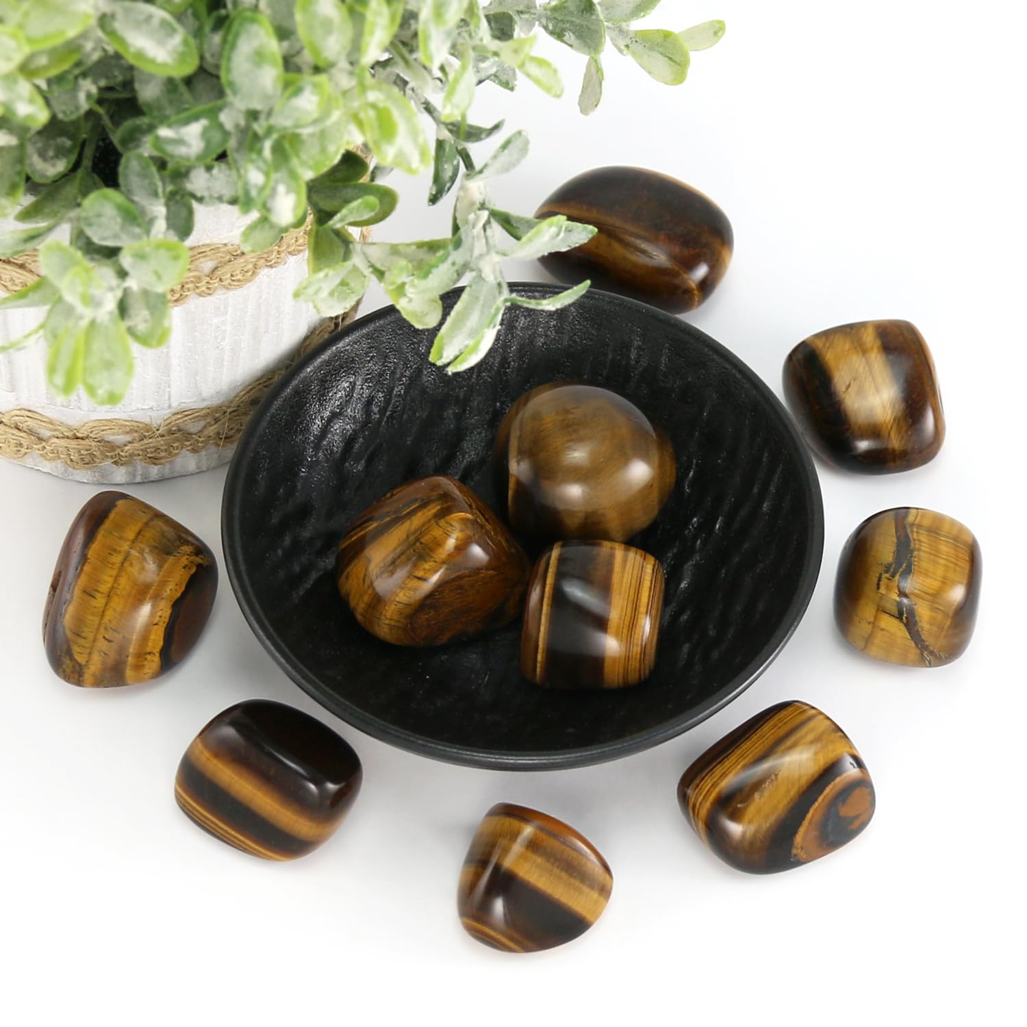 Nvzi Tiger's Eye pocket stone offers portable energy for daily focus