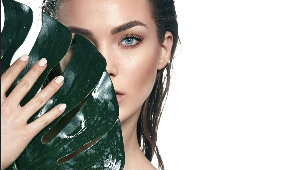 O'Lana Marine Liquid Collagen ingredient visual highlights hyaluronic acid and biotin benefits.