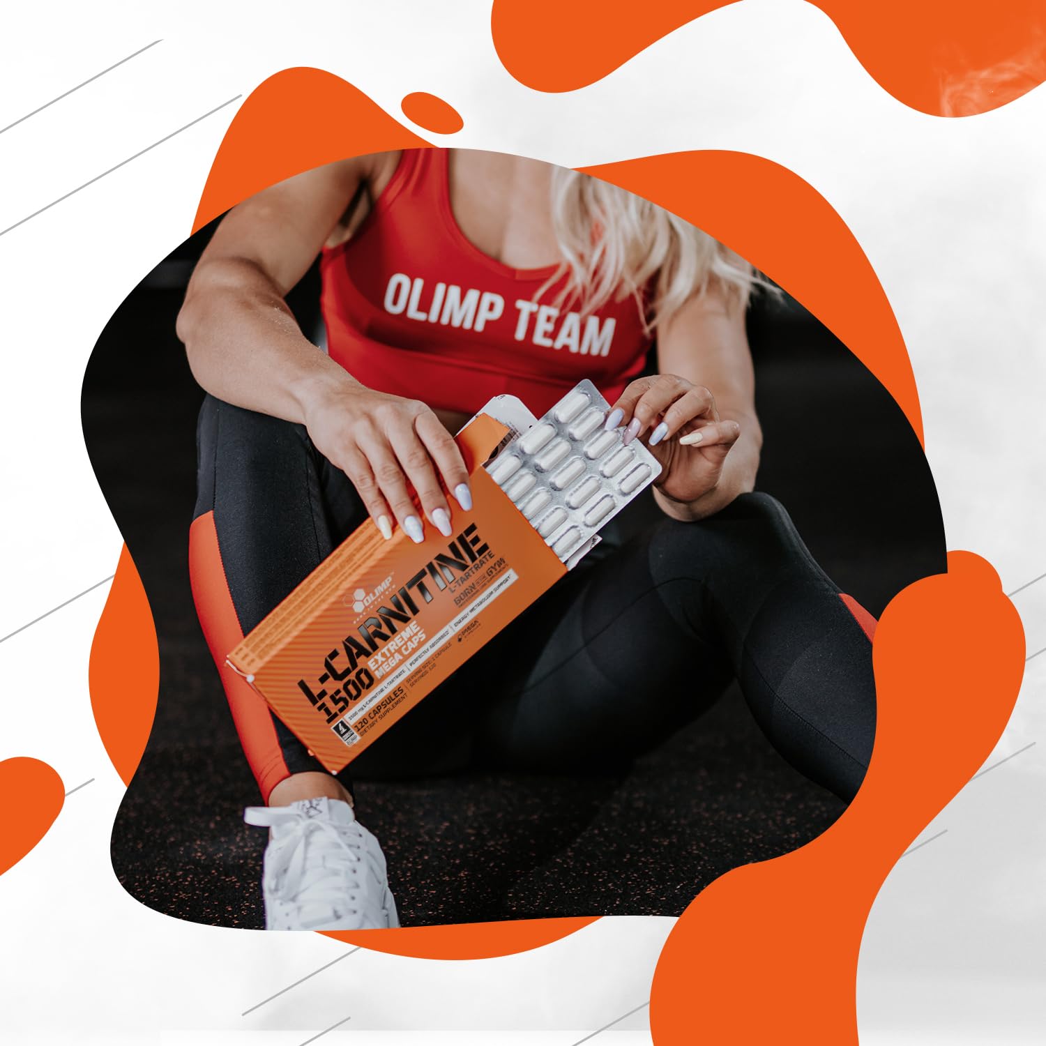 Athlete preparing Olimp L-Carnitine 1500 Mega Caps for training session