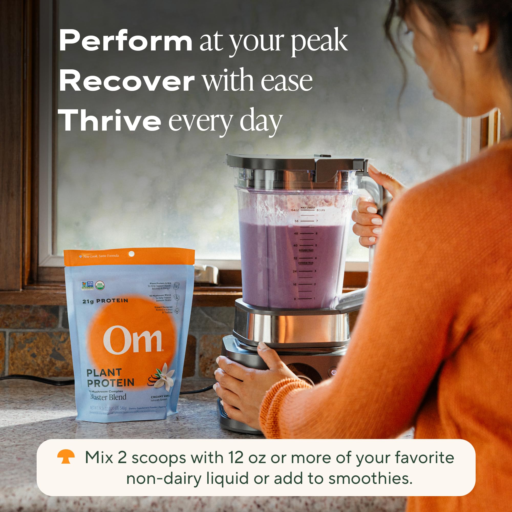 OM Mushroom Superfood Master Blend vanilla label highlights 10-mushroom complex.