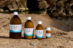 OM Organic Minerals droplet visual indicating simple dispersion into drinks.