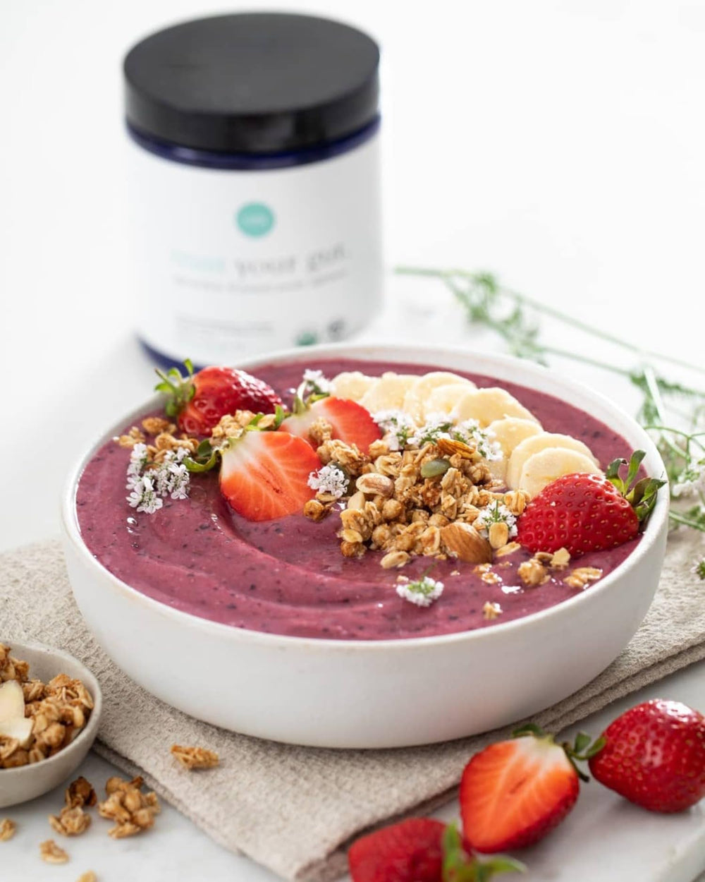 Ora Organic bottle shows allergen-free formula.