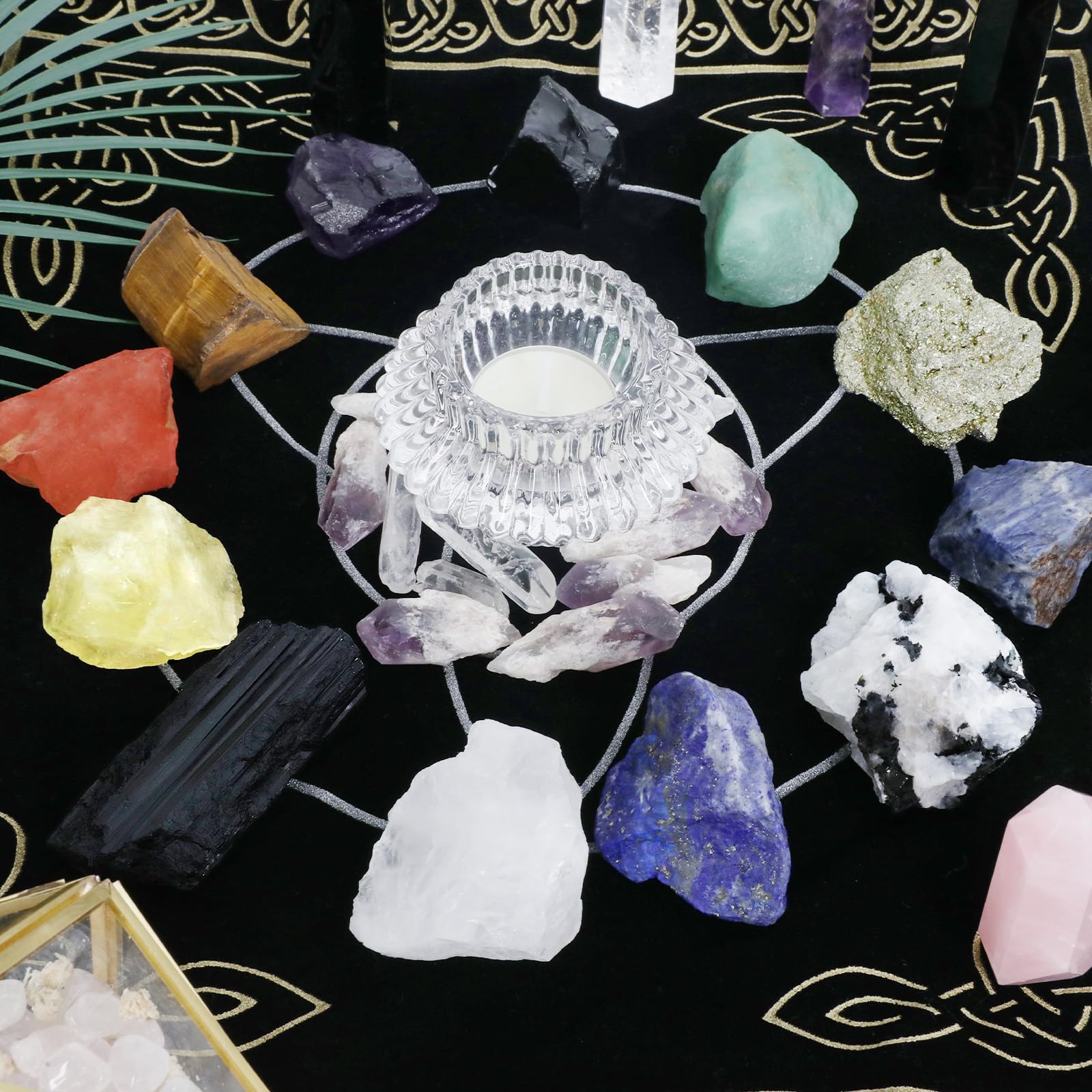Orientrea decorative crystal display stones ideal for meditation spaces.
