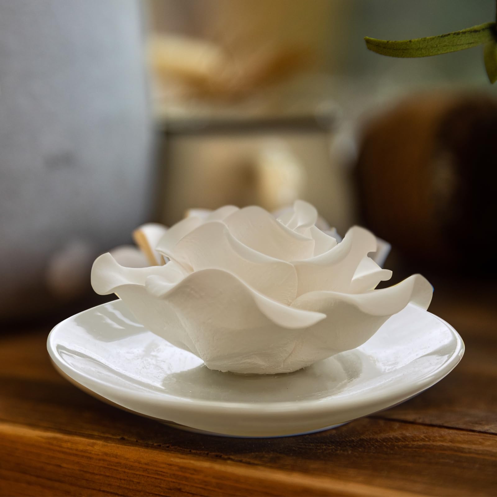 oumeiben impatiens diffuser in bathroom scene delivers calm aroma.