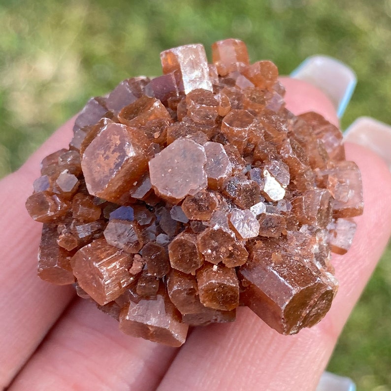 Pachamama Essentials Aragonite Cluster closeup promotes grounding and focused meditation.
