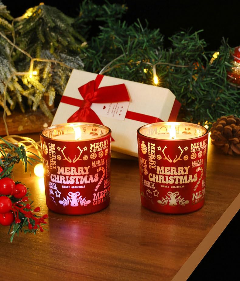 Pandachilla aroma candle Christmas berry scene heightens holiday mood.
