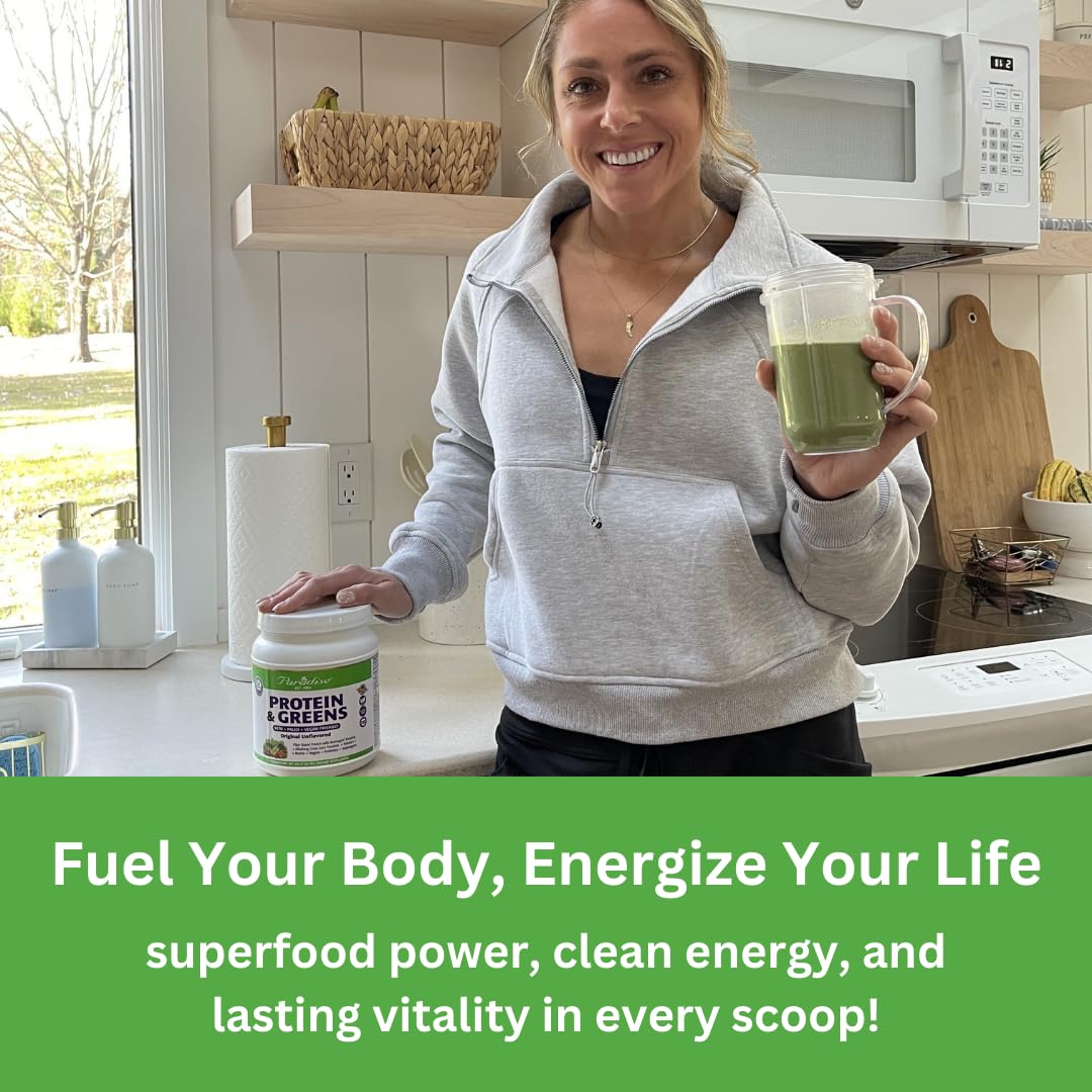 Paradise Herbs greens blend with spirulina and chlorella signals nutrient-dense greens.