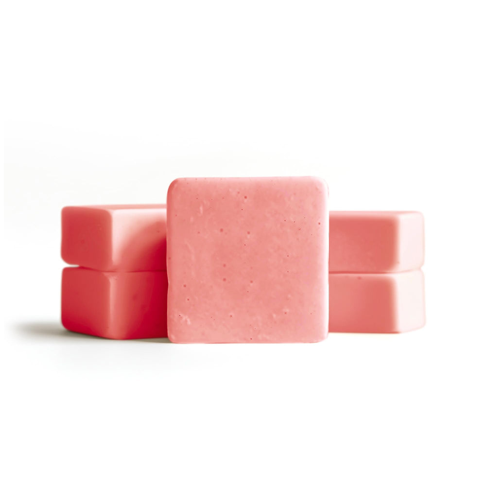 Parhaat magnesium glycinate soft chews strawberry on kitchen counter with gluten-free claim