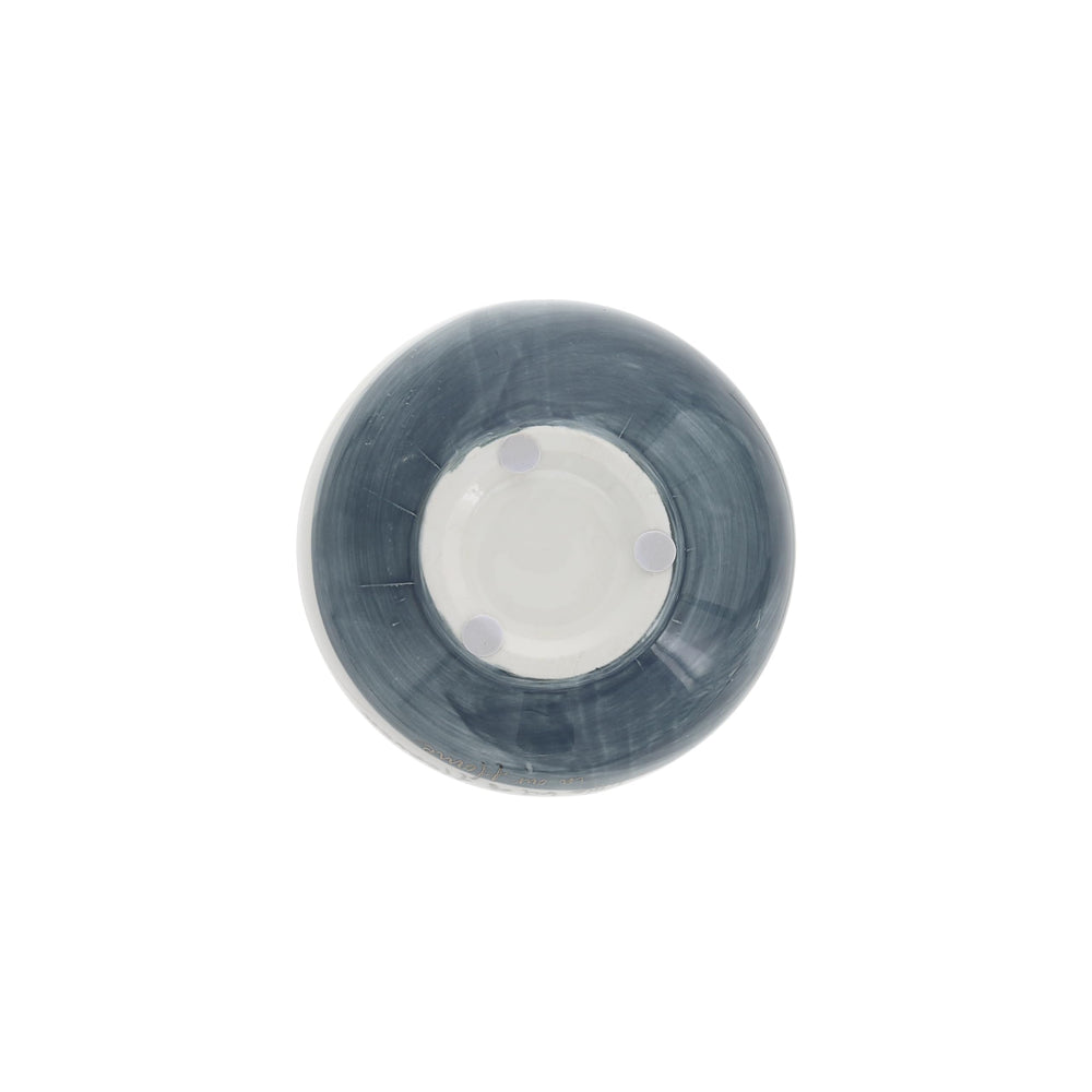 33-hour burn time of Pavilion candle supports quiet evenings of remembrance.
