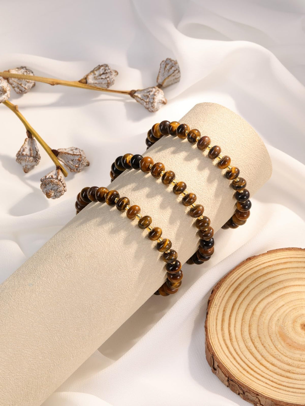 PESOENTH Tiger Eye 8mm Beads Bracelet showcases silky luster and natural color variation.