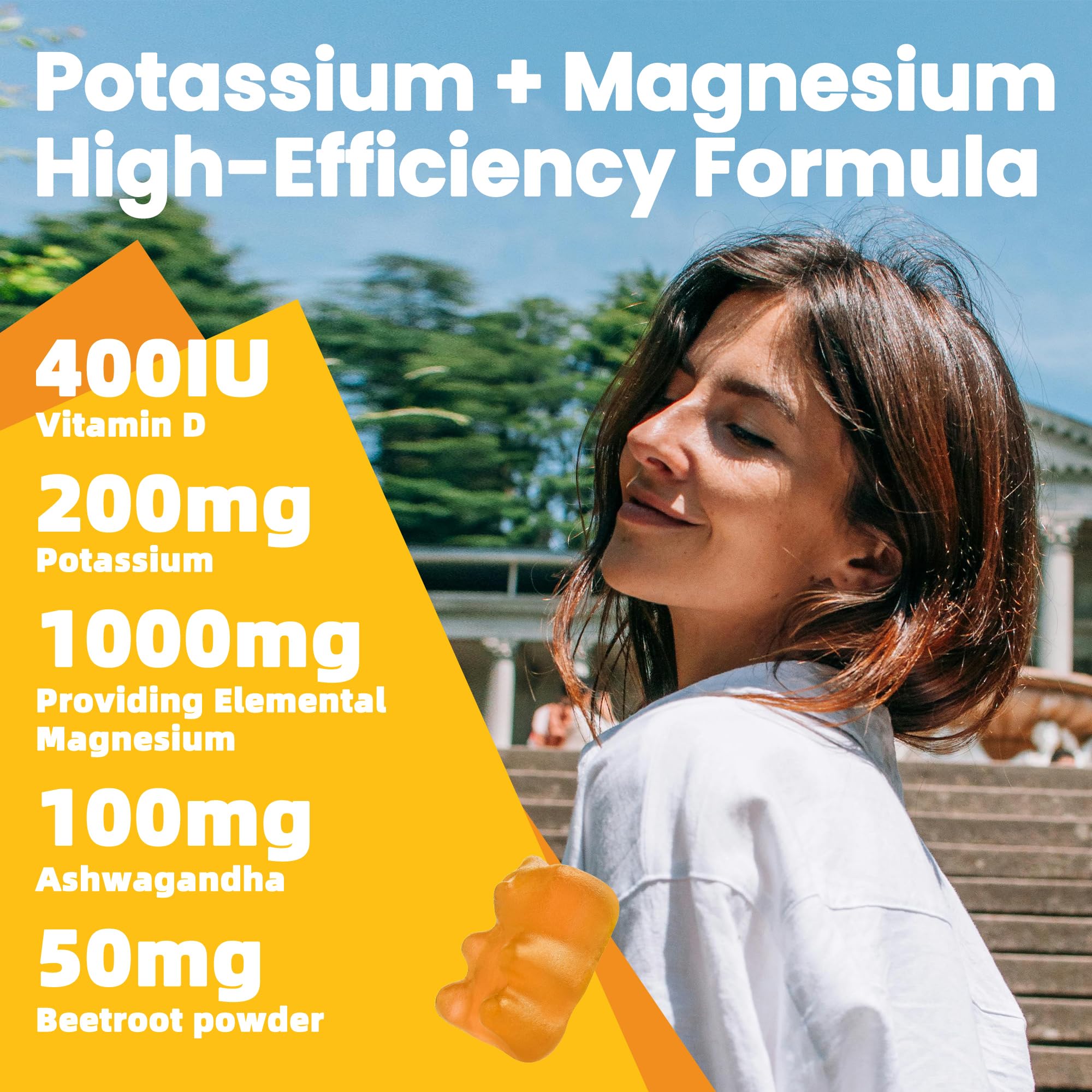Packaging with dosage guidance indicates a user-friendly daily supplement plan